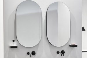 CIELO-Oval-Mirror2