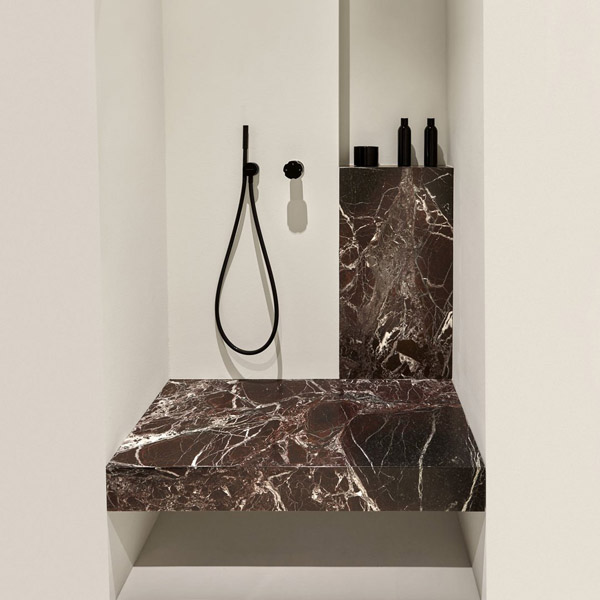 06_2023_04_19_salone_del_mobile_al_ambiente_4_7_fida_rosso_levanto_08_1685462249591