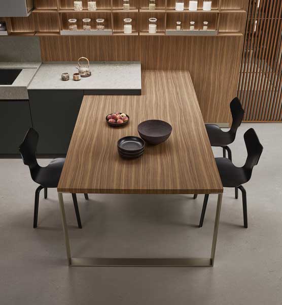 sign04 2400_z_sign04linetable2