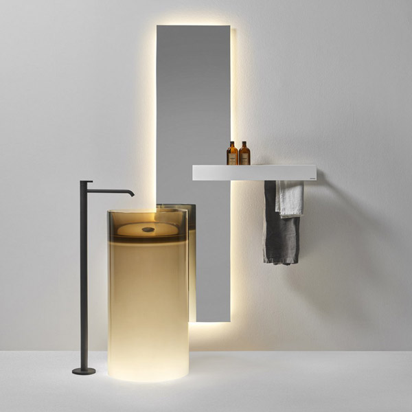 05_al_showroom_2023_10_26_lm_72_specchio___salvietta_01_arredata_1702562976877