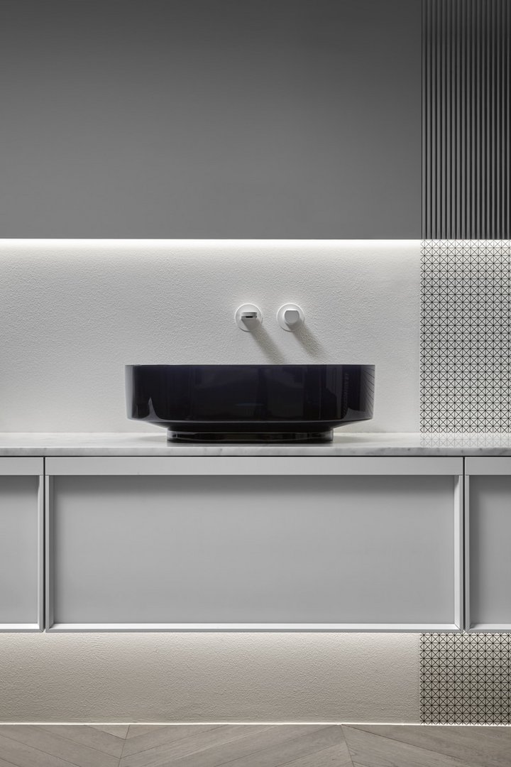 02_al_showroom_2021_10_25_borghi_ovale_notturno_03_1639141492685