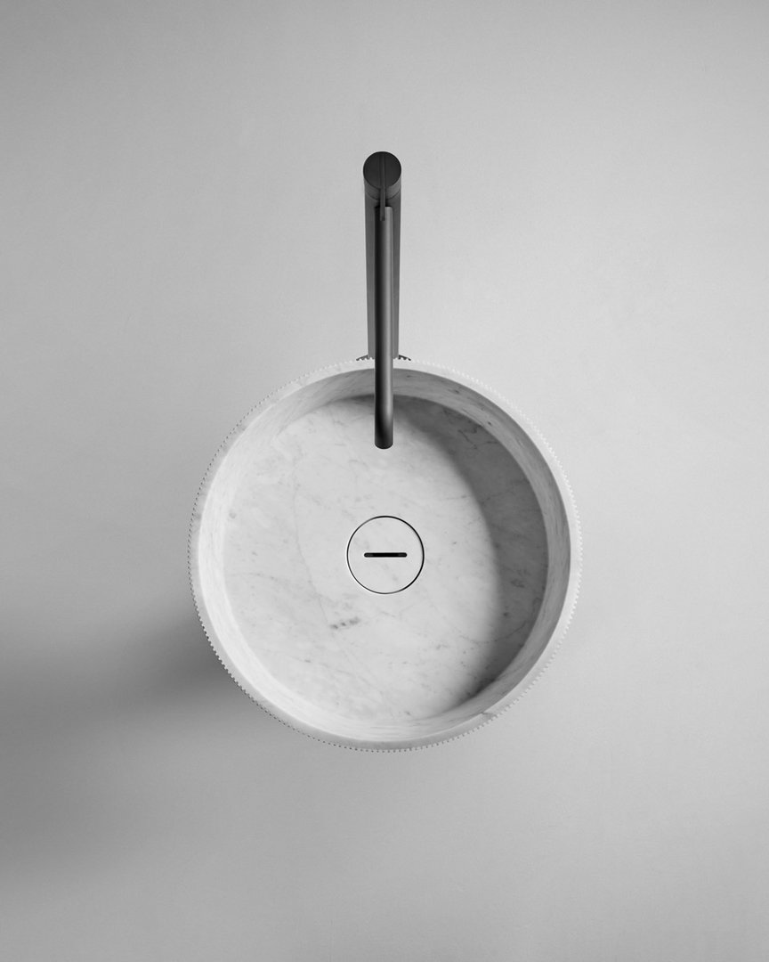 08_al_showroom_2023_10_19_flow_rigato_08_spento_1700476679603